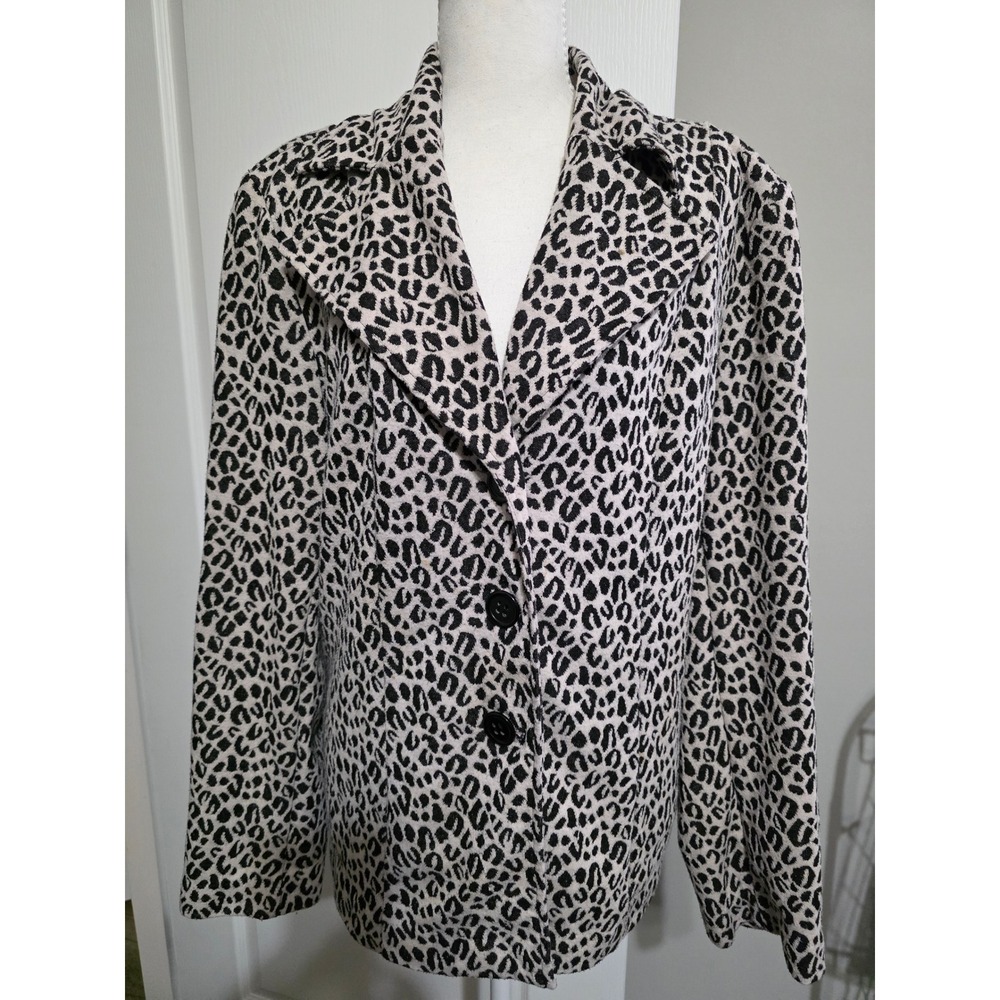 Cato Blazer Women XL White Black Leopard Animal Print Button Front Textured